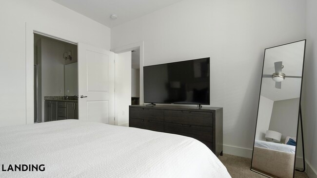 Photo - 5209 Craftsman Dr Unit 600-407