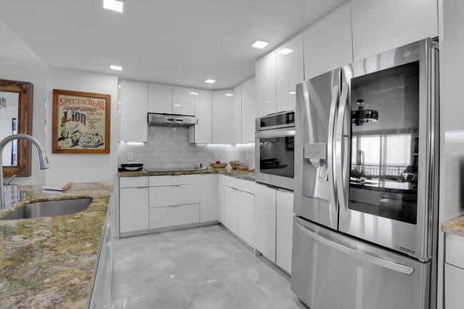 Photo - 1149 Hillsboro Mile