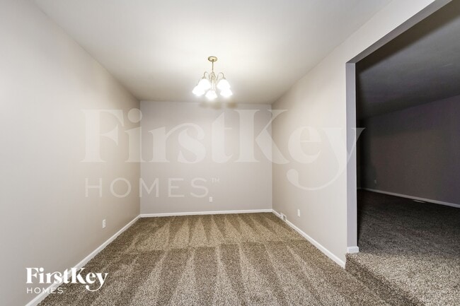 Photo - 9846 Rivermont Dr