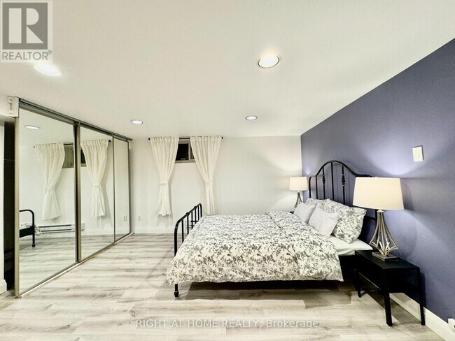 Photo - 1196 Avenue Rd