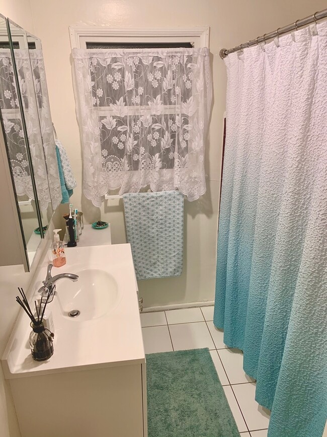 Photo - 1227 Crescent Dr Unit 1227