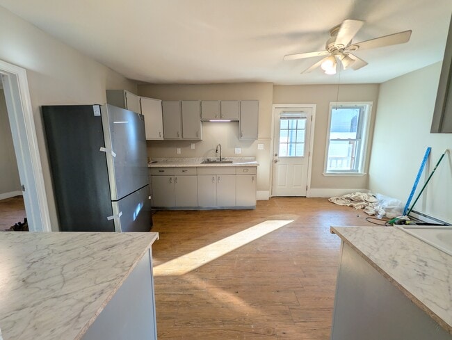 Photo - 103-107 SCHOOL ST Unit 105