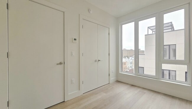 Photo - 91 Bruckner Blvd