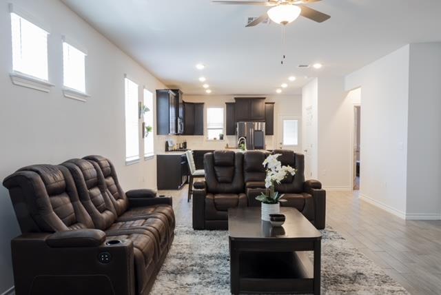 Photo - 3006 Sudha Dr