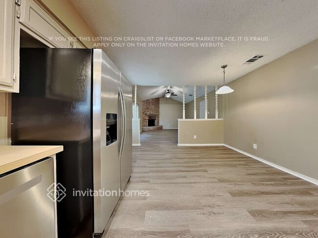 Photo - 6410 Walnut Springs Dr