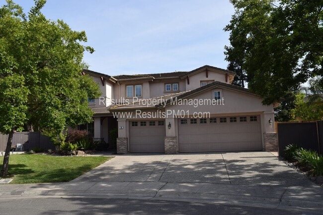 Beautiful 4 bedroom plus loft Pool home - Beautiful 4 bedroom plus loft Pool home