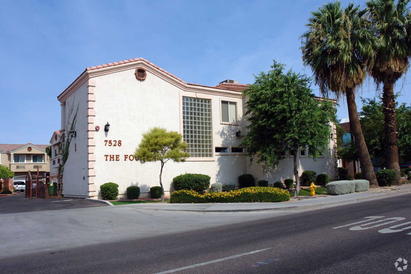 The Fountain - The Fountain Apartments