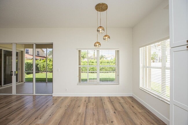 Photo - 10881 La Salinas Cir