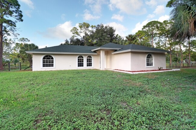 Building Photo - 16441 87th Ln N