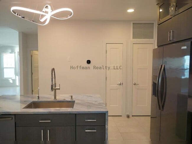 Photo - 2-Bed, 2.5-Bath Water-Front Condo in South Tampa Unit APT 9326