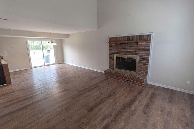 Photo - 1911 Mirtle Grove Ct