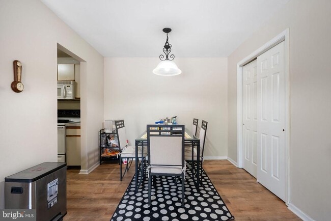 Photo - 45 Le Forge Ct