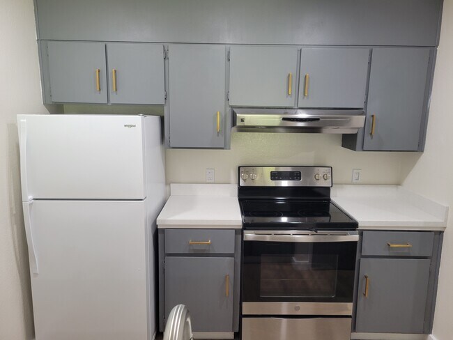 Photo - 2011 Market Ave