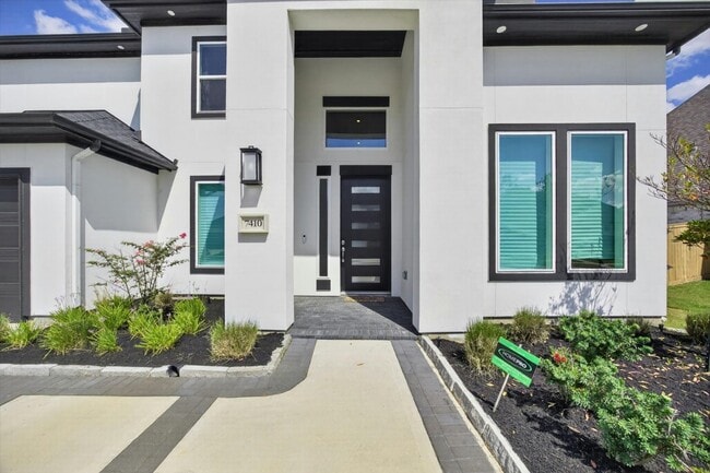 Photo - 7410 Wildrye Mdw Ln