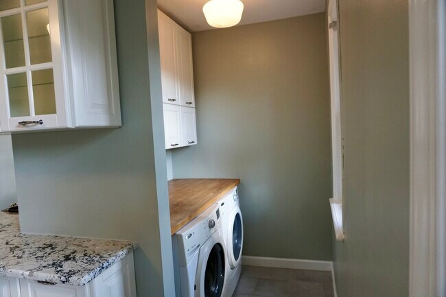 Photo - 415 City Ave Unidad B2