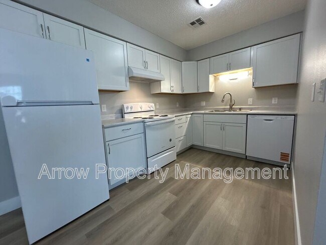 1013 14th St