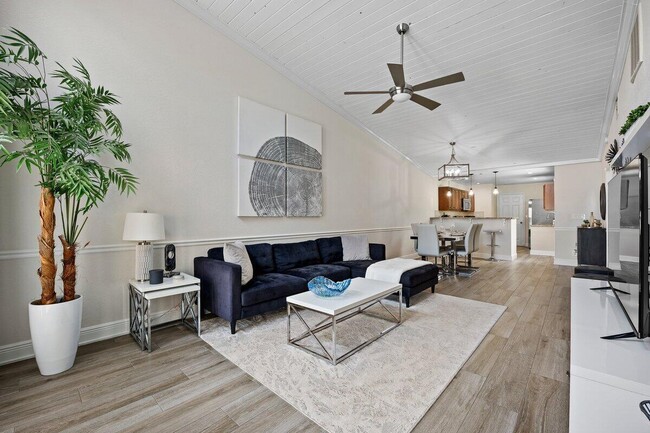 Photo - 12538 Westhampton Cir