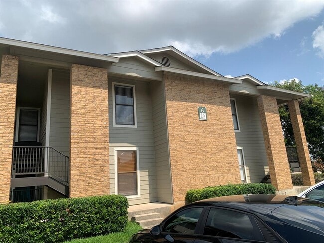 Building Photo - 10616 Mellow Meadow Dr Unit 6B Rental