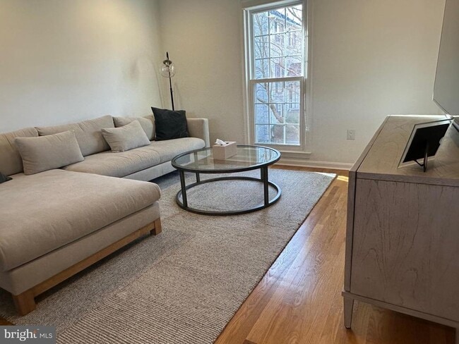 Photo - 7007 Dunningham Pl