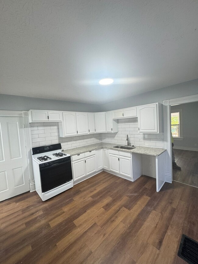 Photo - 71 S Wheatland Ave