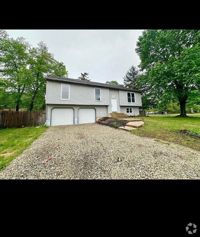 Building Photo - 39 Pheasant Dr Rental