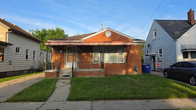 Building Photo - 6865 Faust Ave