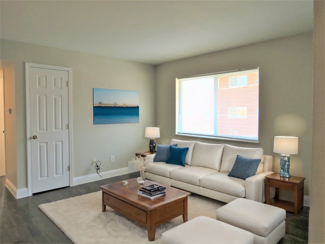 Photo - University Villa Apartments