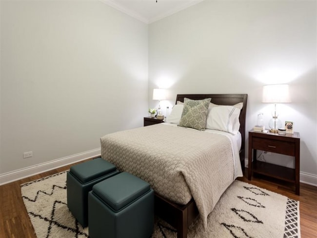 Photo - 840 S Wells St