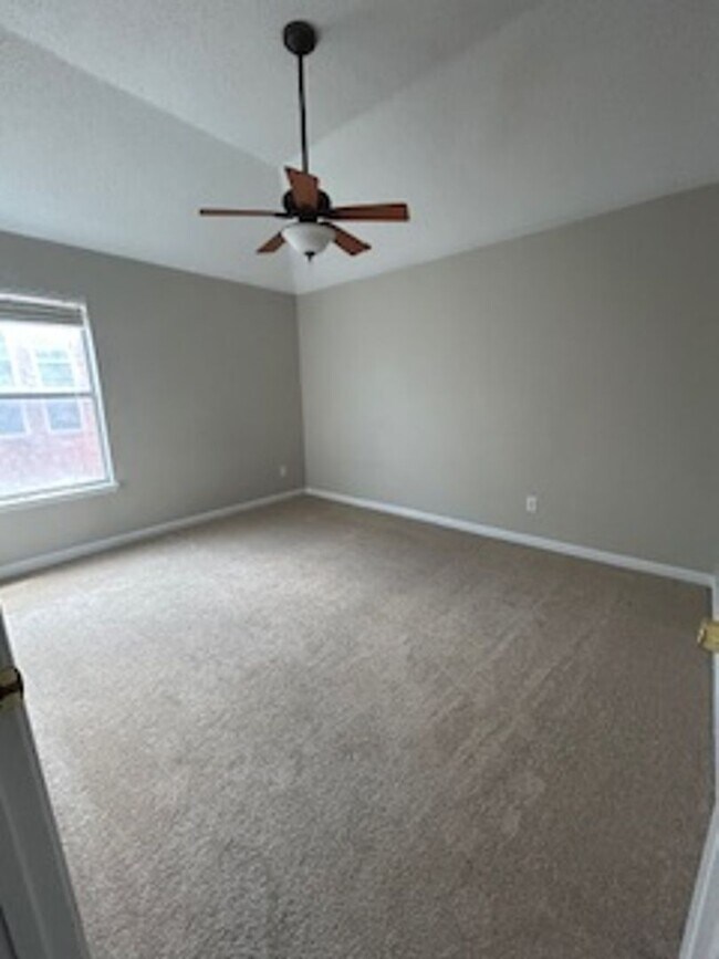 Photo - 7145 Waterlily Ln