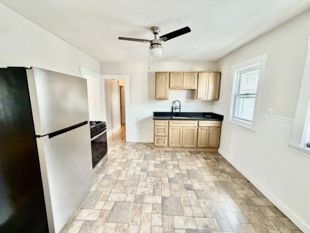 Photo - 272 Willis Ave Unit 272