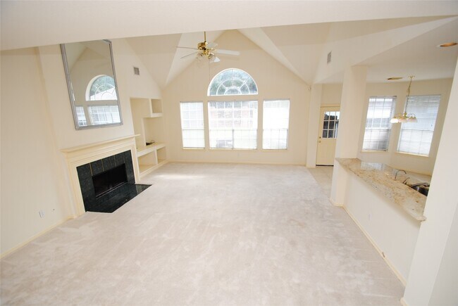 1803 Willow Lakes Dr