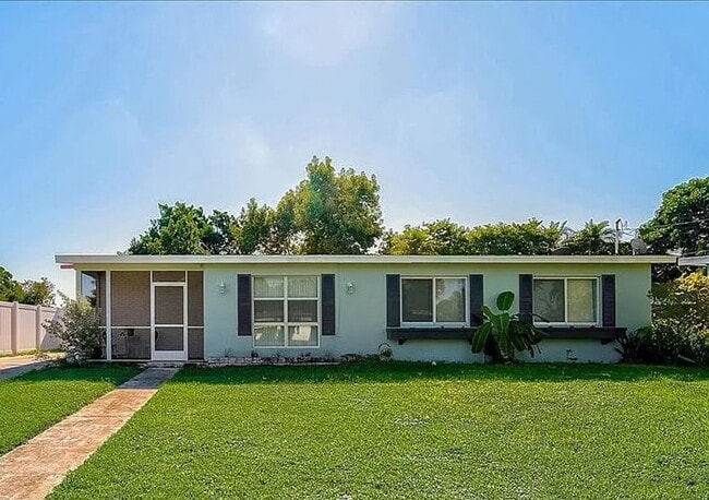 Photo - 2596 Starlite Ln House