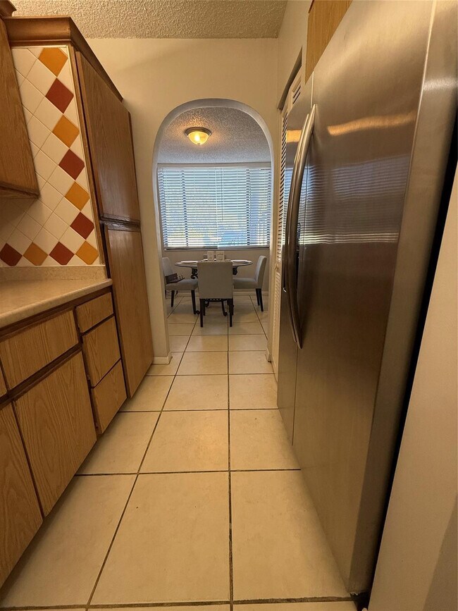 Photo - 3300 NW 46th St