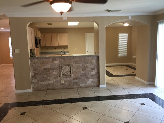 Photo - 10318 Wilderness Gap