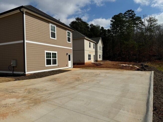 Photo - 4 Bedroom/4Bath off Will Hunter Rd. Pre-leasing Now!