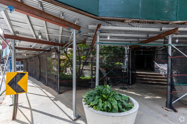 Photo - 3875 Waldo Ave