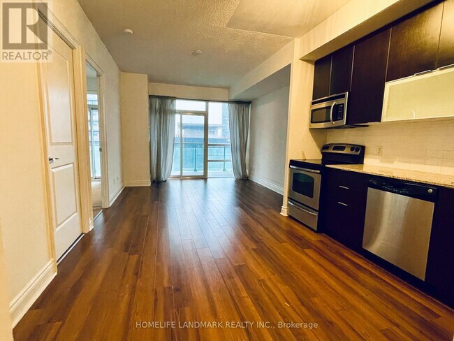 16 Brookers Ln Unit 702