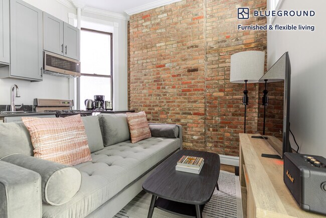 Building Photo - 248 Mott St Rental