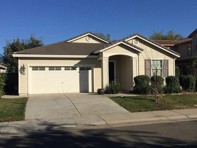 Building Photo - 4081 Aragon Way