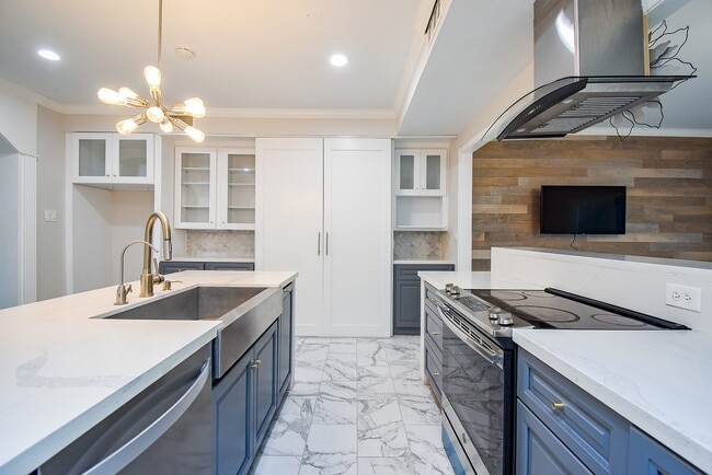 Building Photo - 201 Vanderpool Ln Unit 27 Rental