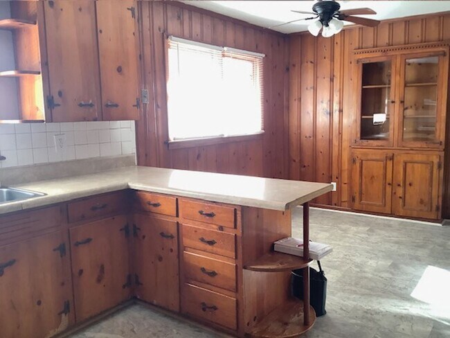 Photo - 136 Maple Lawn Pl