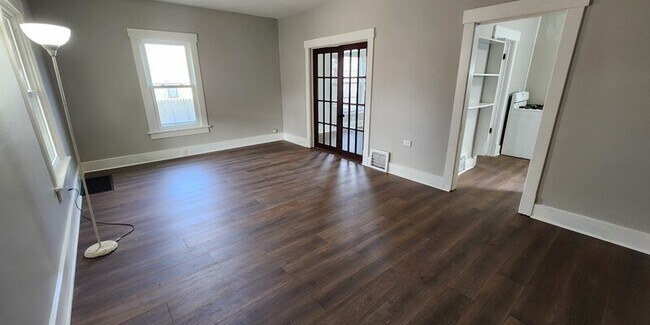 530 Rosemont - 530 Rosemont