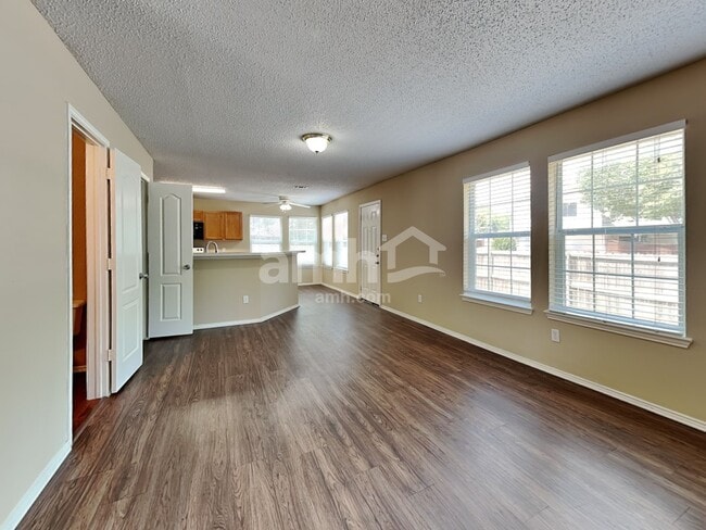 Photo - 1411 Plateau Dr