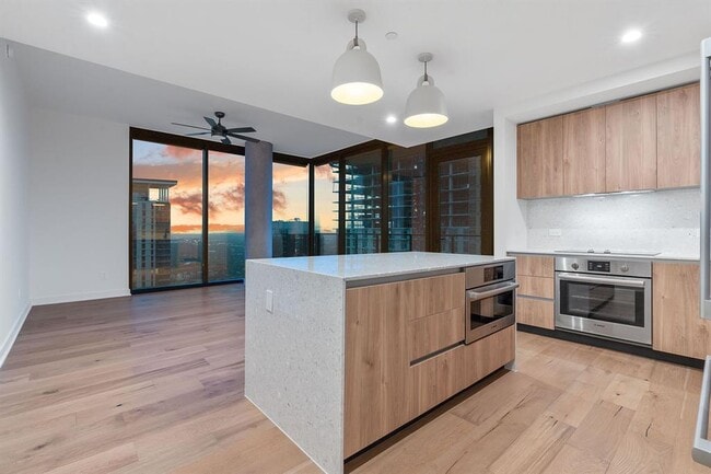 Photo - 84 East Ave Unit 3809