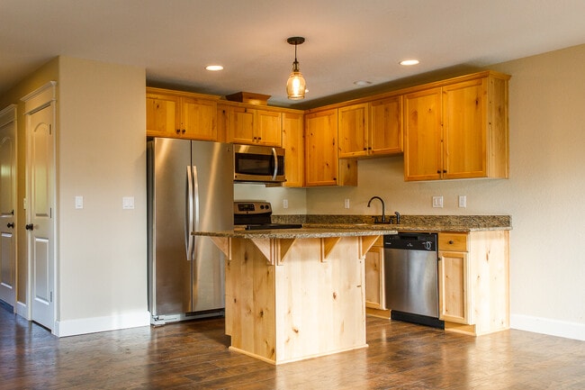 Photo - 517 N 11th St
