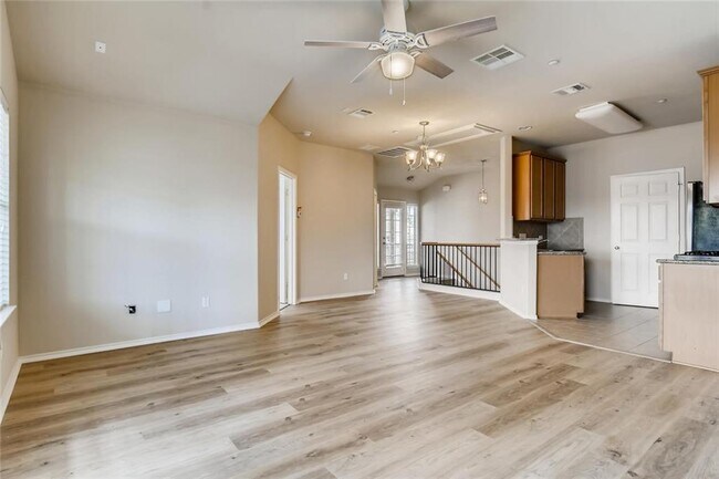 14815 Avery Ranch Blvd Unidad 2A (201)