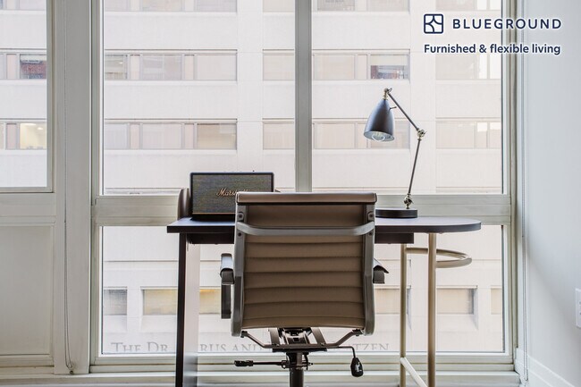 Photo - 2221 I St NW Unidad FL6-ID985