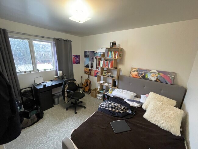 Photo - 112 Gore St Unit 4