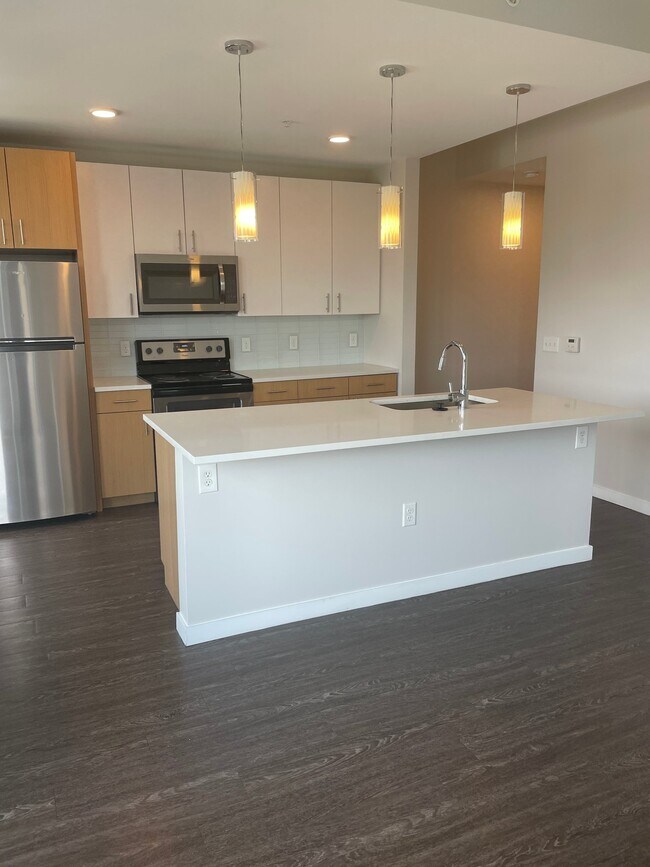Photo - 2450 S University Blvd Unit B3