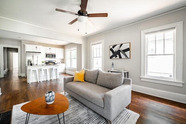 Photo - 23 Clifton St SE